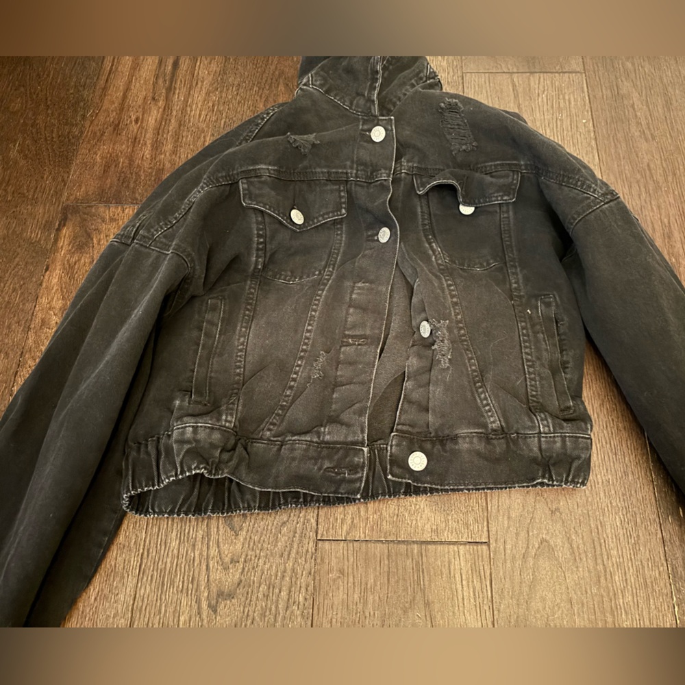 Cropped jean jacket